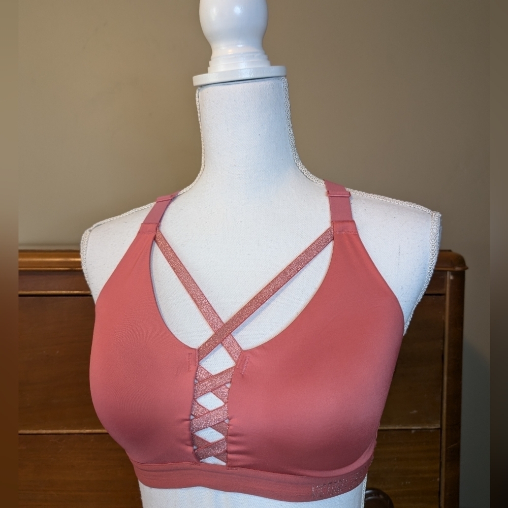 Victoria Sport STRAPPY Racerback Sports Bra 34C